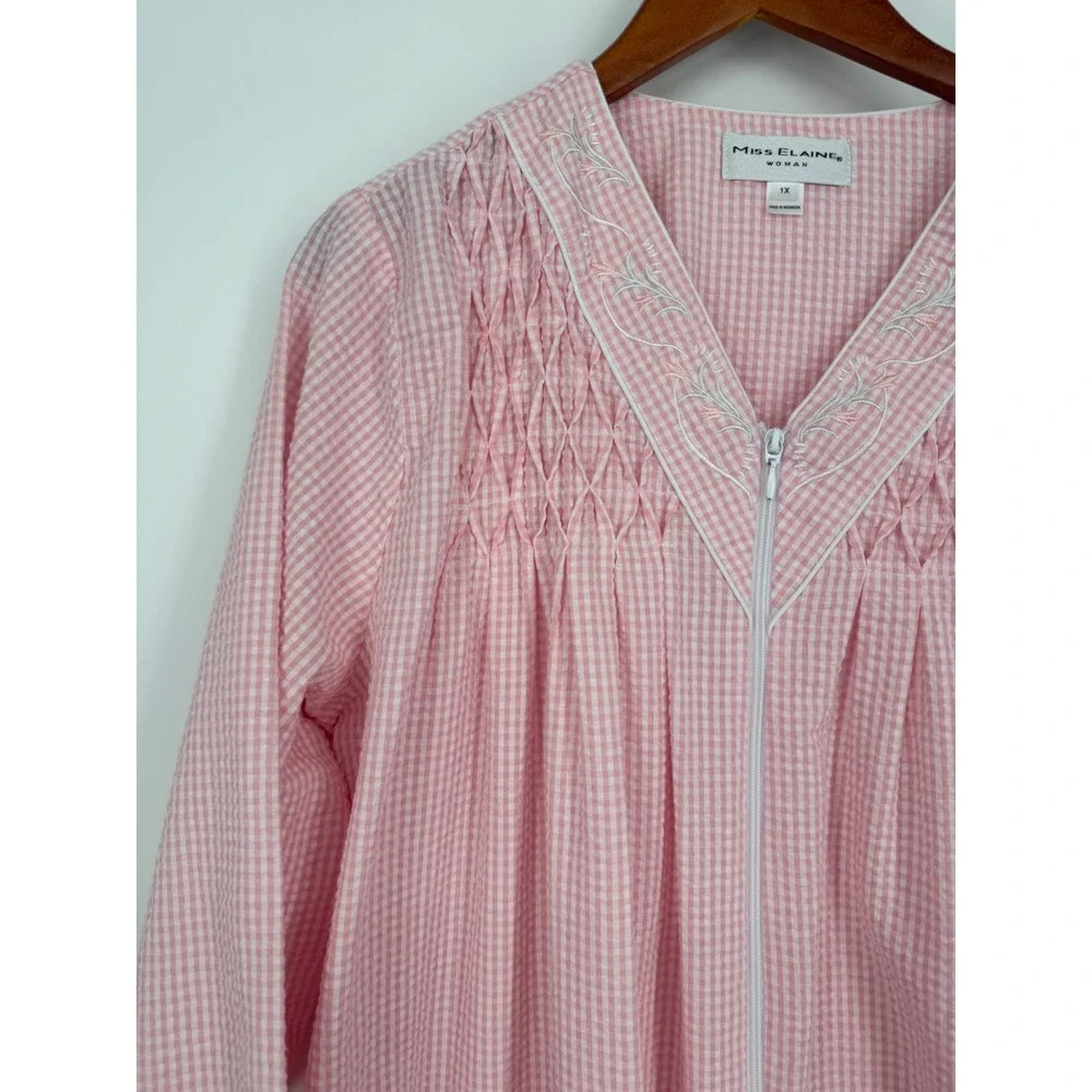 Miss Elaine Womens Nightgown 1X Gingham Smocked Embroidered Housecoat Duster